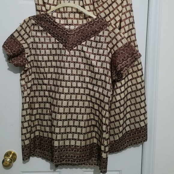 Nigeria Two Piece Set - Picture 5 of 5